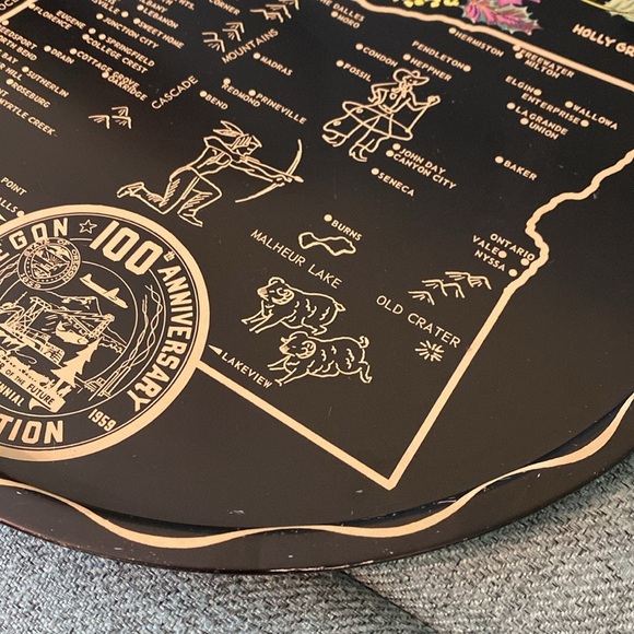 Oregon State Map Vintage Metal Serving Trays | Black and Gold w/ Rhododendron - Picture 7 of 9